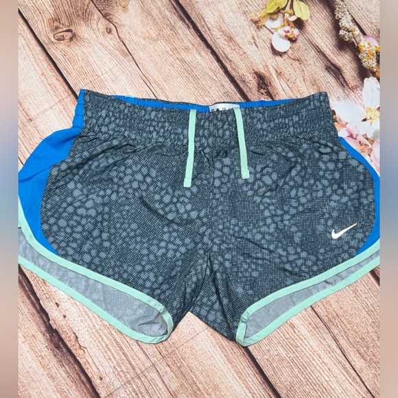 Nike Dri-FIT Gray Shorts with Blue Trim - Picture 1 of 3